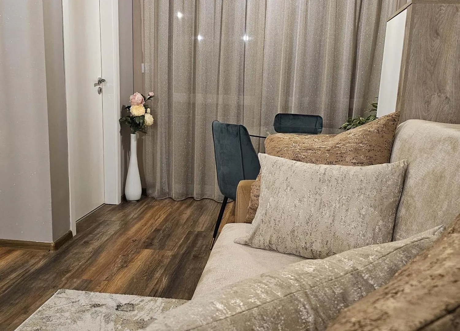 Bright Inn - Holiday & Business Apartment Sofia 0*,
