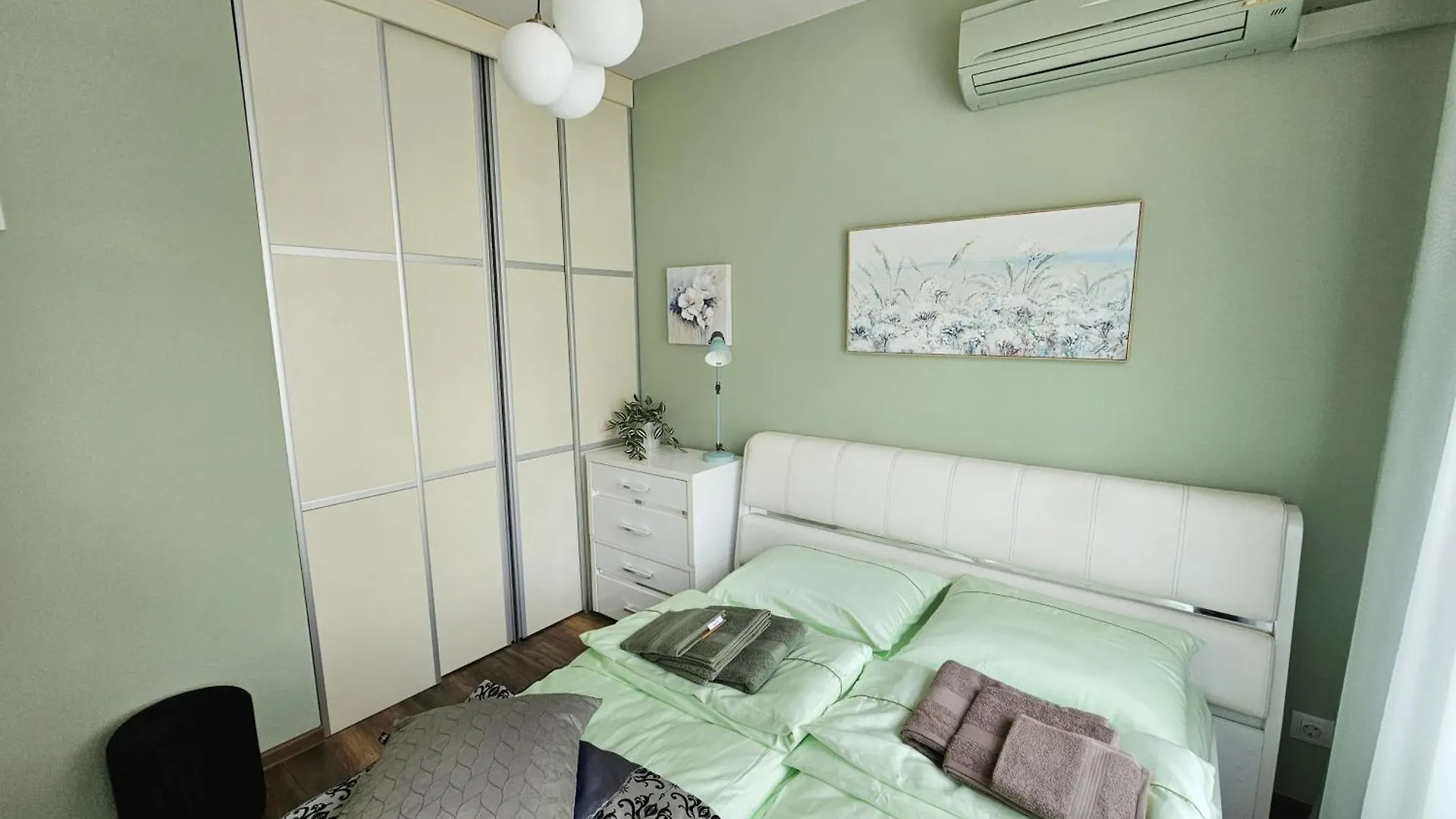 Bright Inn - Holiday & Business Apartment Sofia 0*,  Bulgaria