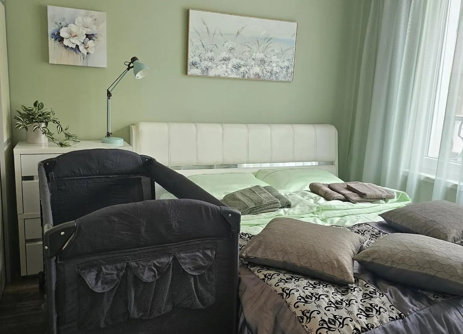 Bright Inn - Holiday & Business Apartment Sofia Bulgaria