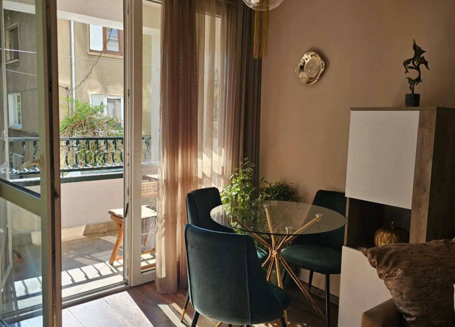 Bright Inn - Holiday & Business Apartment Sofia Bulgaria