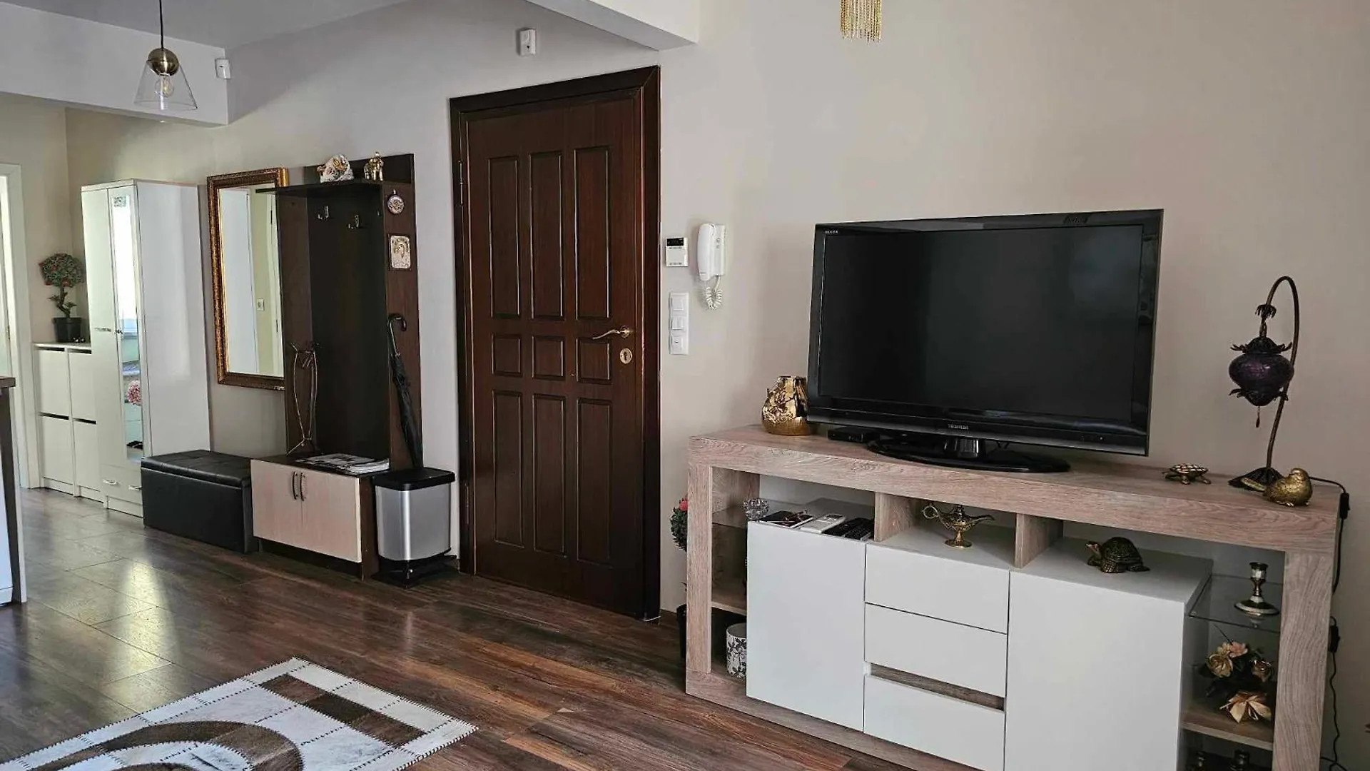 Bright Inn - Holiday & Business Apartment Sofie