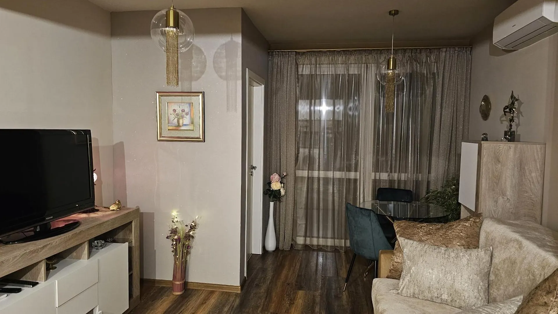 Bright Inn - Holiday & Business Apartment Sofia