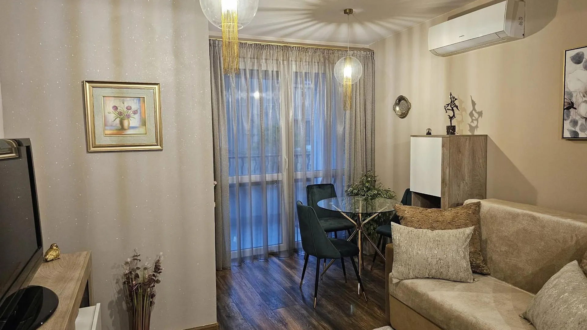 Bright Inn - Holiday & Business Apartment Sofia