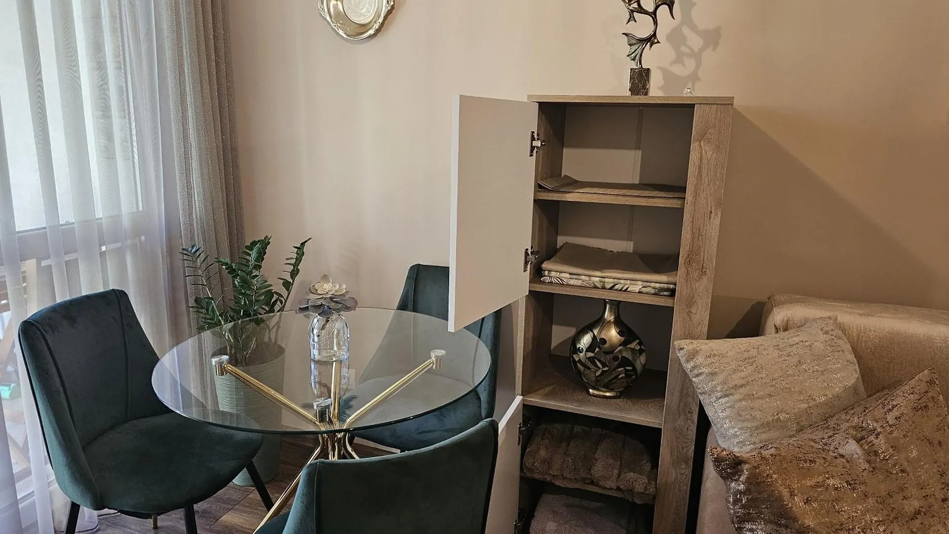 Bright Inn - Holiday & Business Apartment Sofia