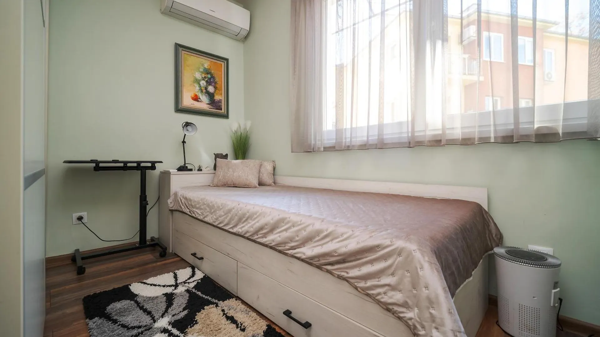 Bright Inn - Holiday & Business Apartment Sofia 0*,
