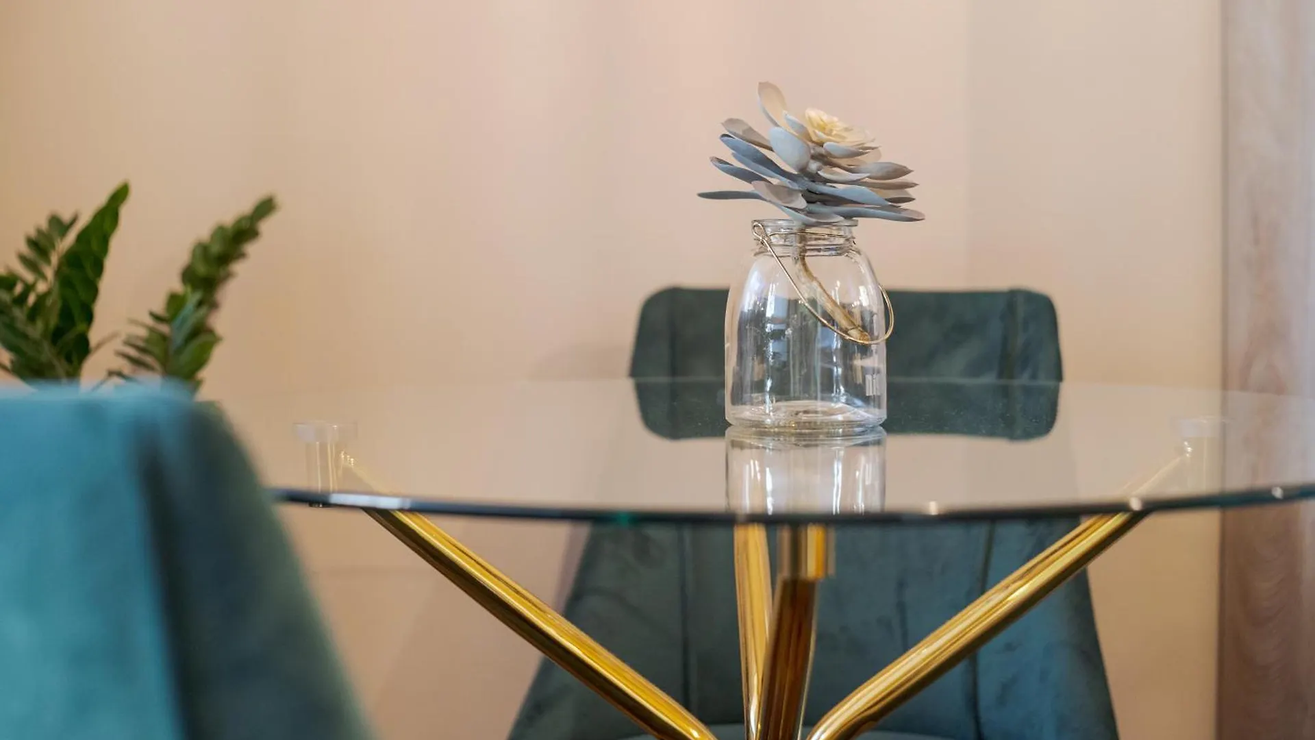 Bright Inn - Holiday & Business Apartment Sofia